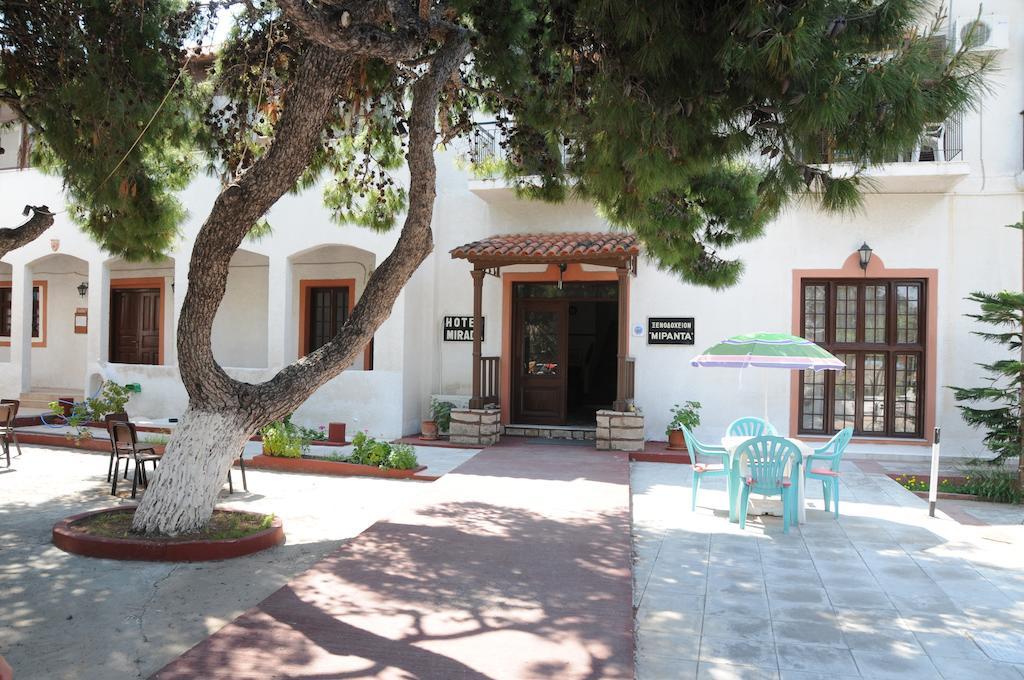 Miranta Hotel - Apartments&Studios Aegina Exterior foto